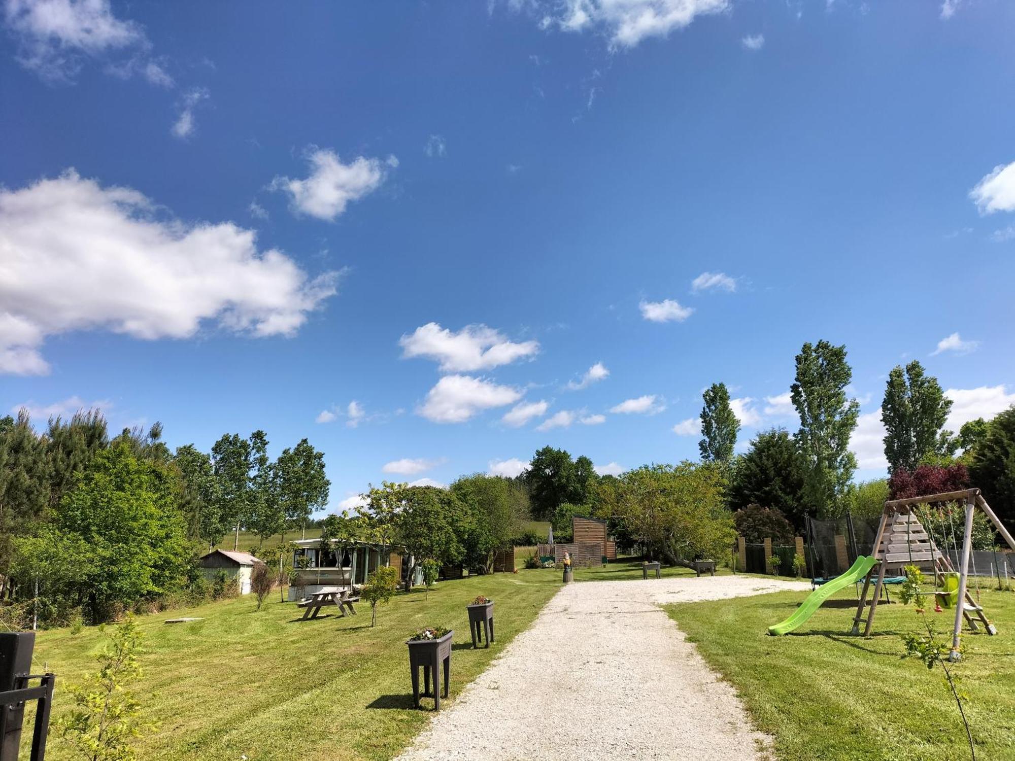 Maison d'hôtes Tiny House à Saint-Vallier  Extérieur photo